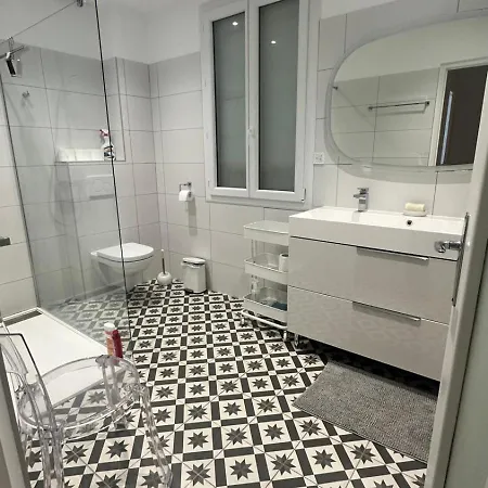 à La Villa